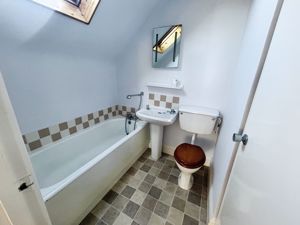 Photo 7- click for photo gallery